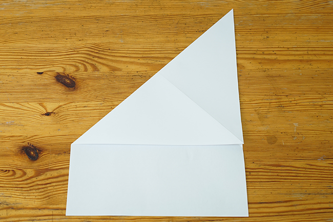 紙飛行機　折り方