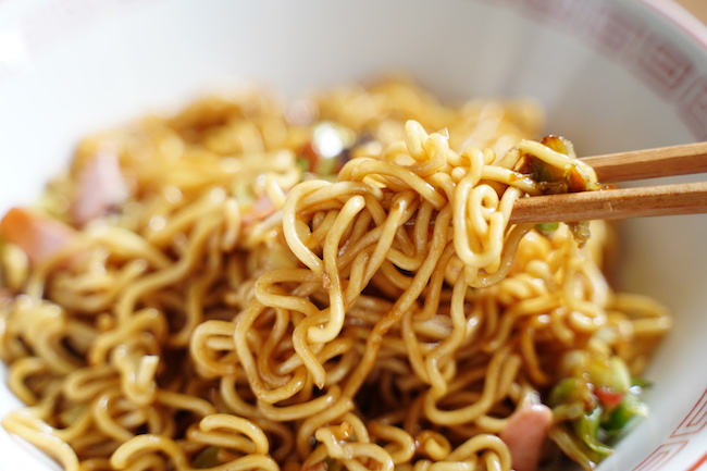 だるま 焼きラーメン セブンイレブン